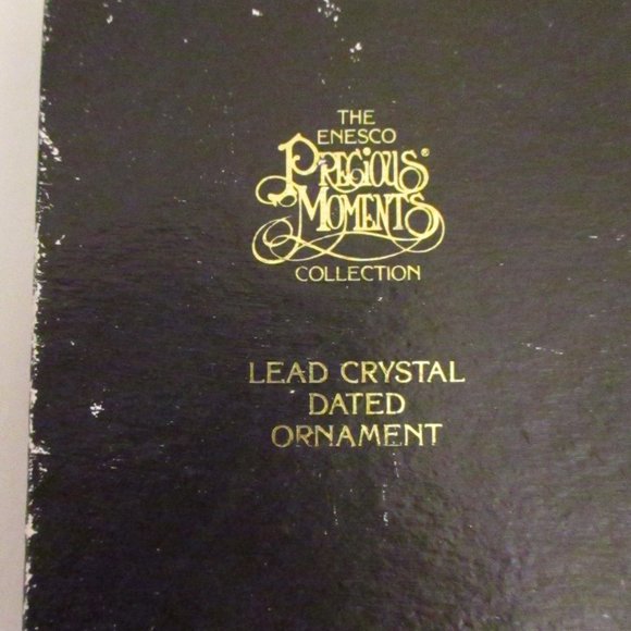 Vintage Precious Moments 1990 Crystal Ornament "Winter Song", Little Girl&Birds - Picture 7 of 8